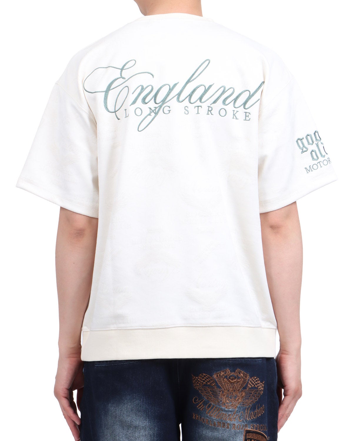 オフホワイト：174cm62kg(Lサイズ着用)