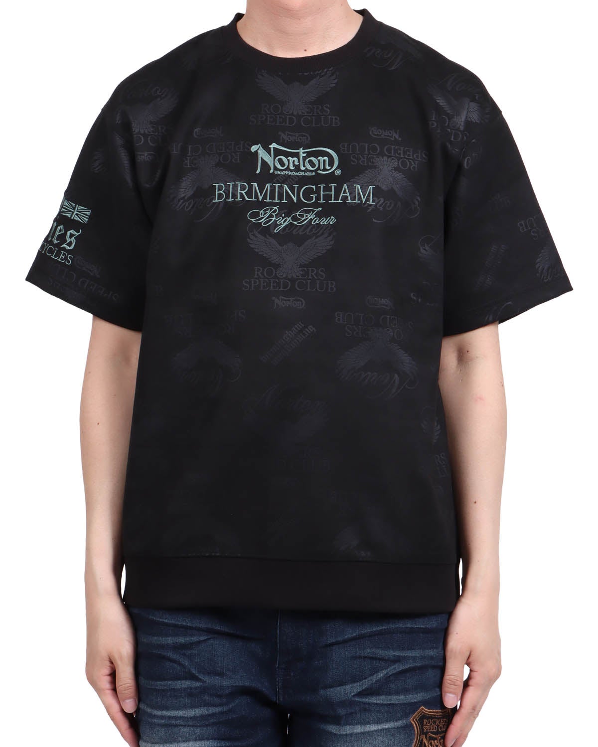 ブラック：174cm62kg(Lサイズ着用)