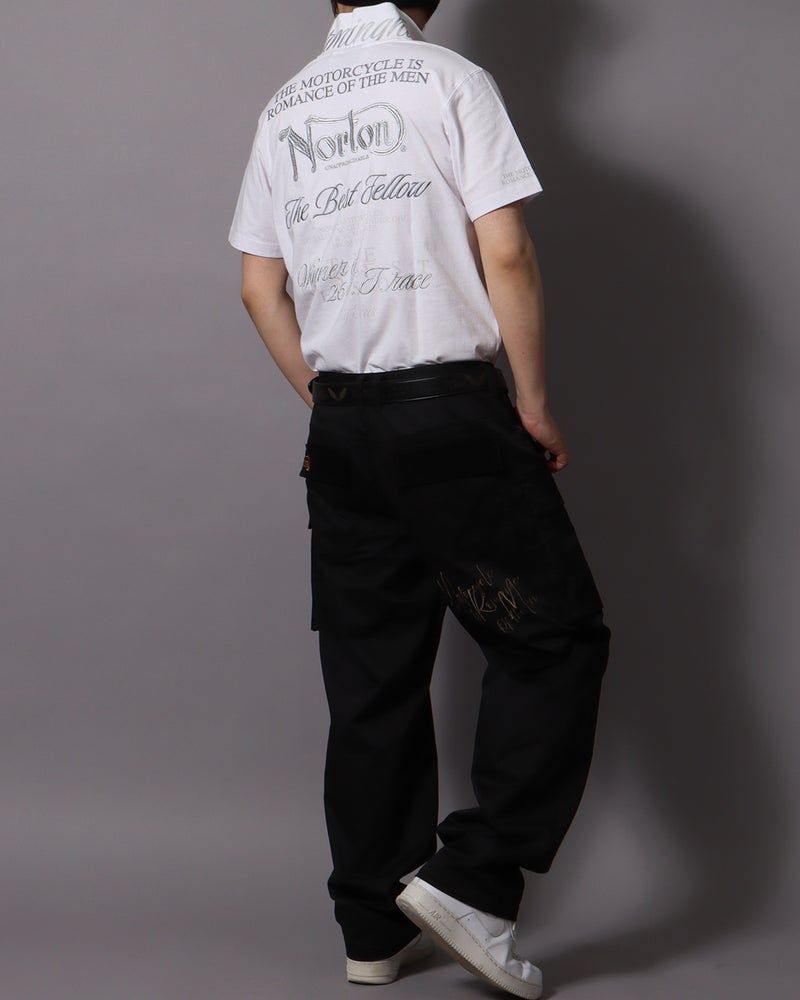 ホワイト：178cm/75kg(Lサイズ着用)