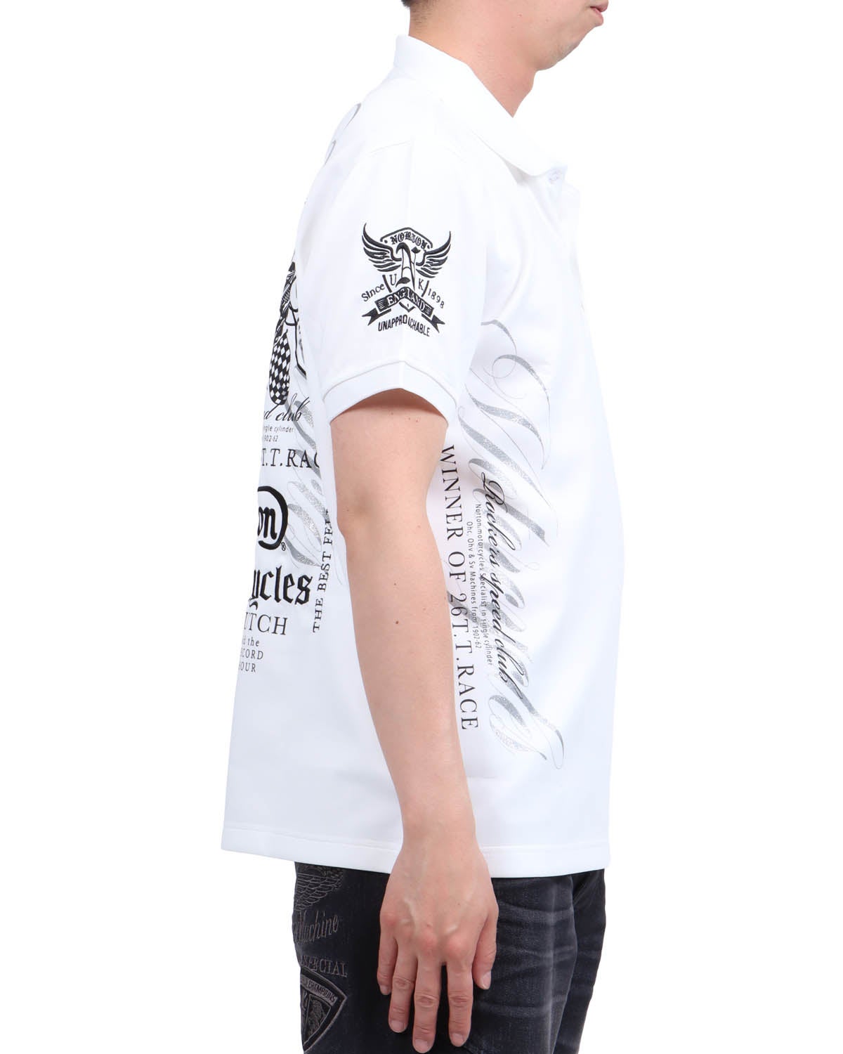 ホワイト：174cm62kg(Lサイズ着用)