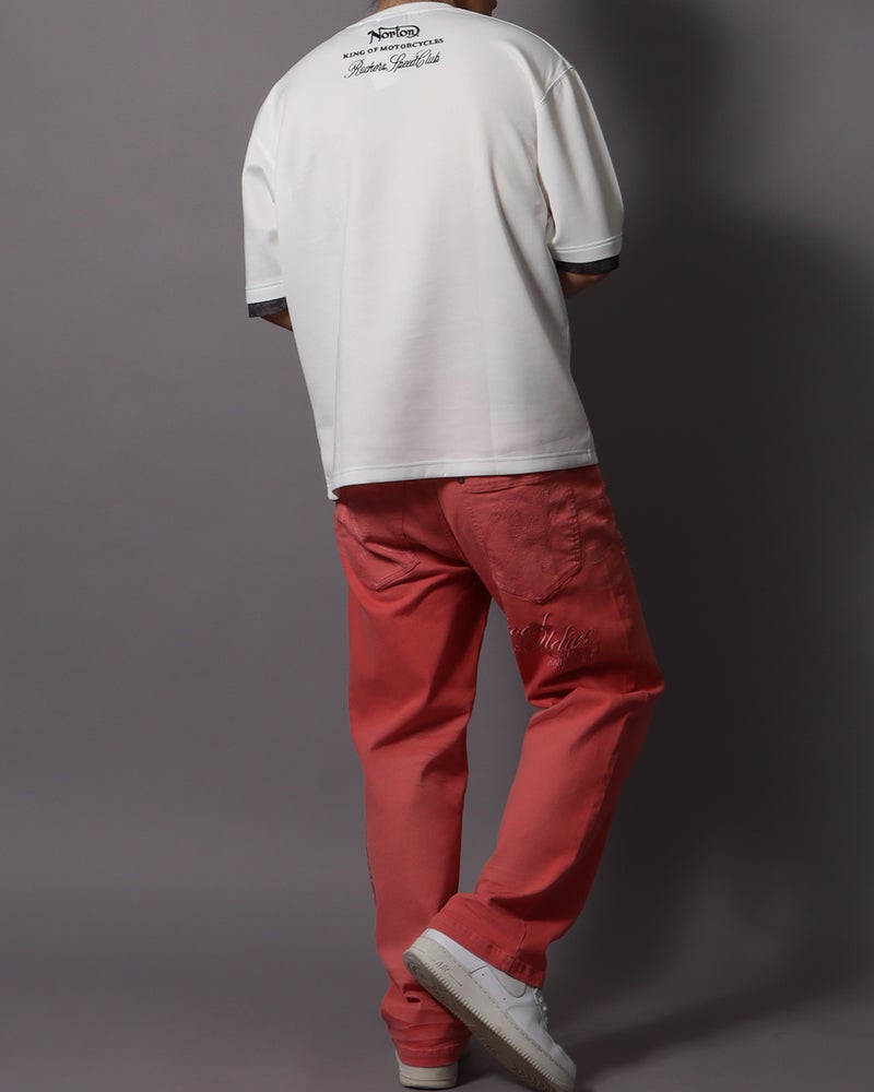 ホワイト：178cm/75kg(Lサイズ着用)