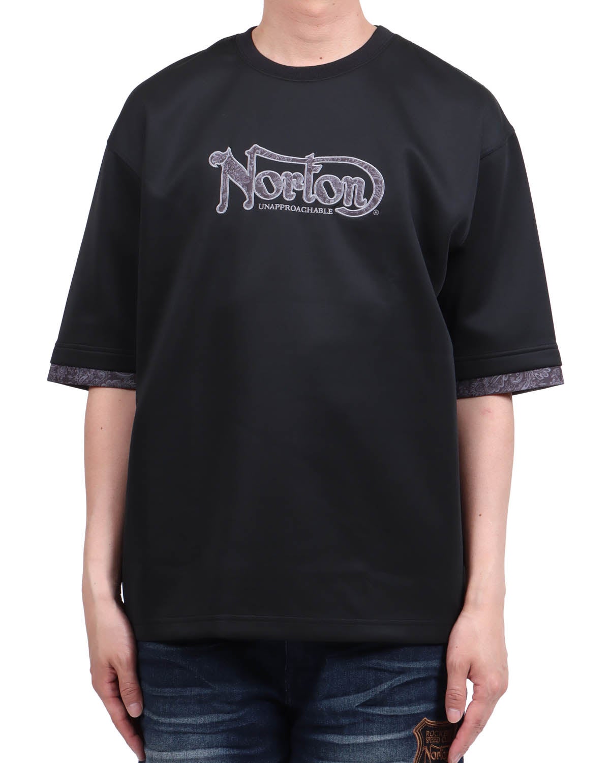 ブラック：174cm62kg(Lサイズ着用)