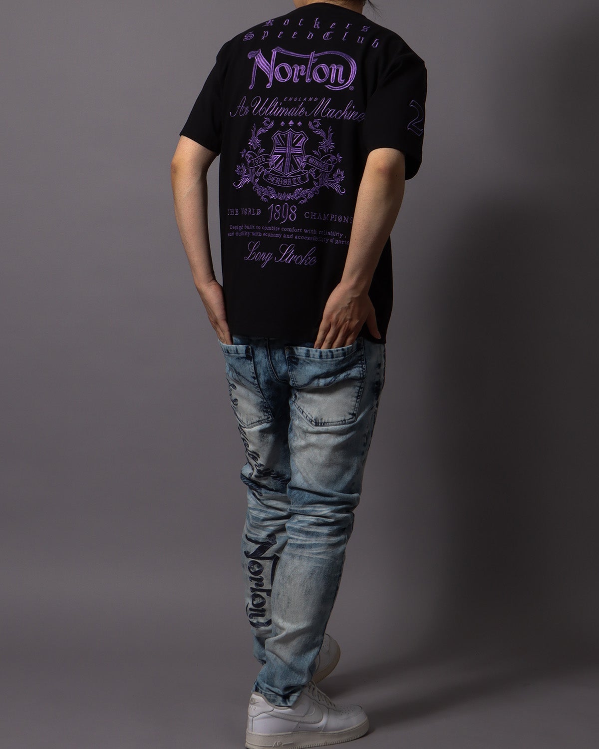 ブラック：178cm/75kg(Lサイズ着用)