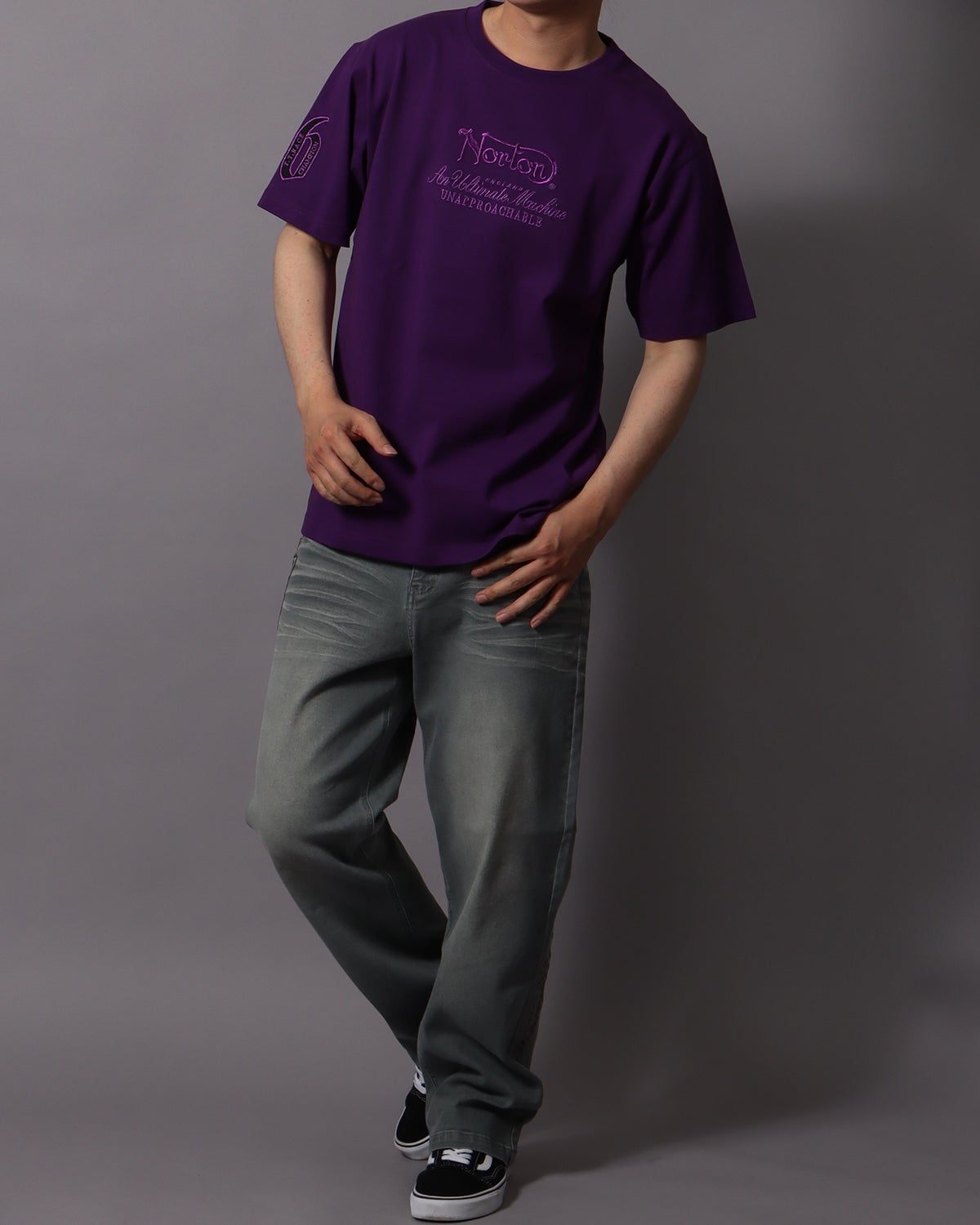 ダークパープル：178cm/75kg(Lサイズ着用)