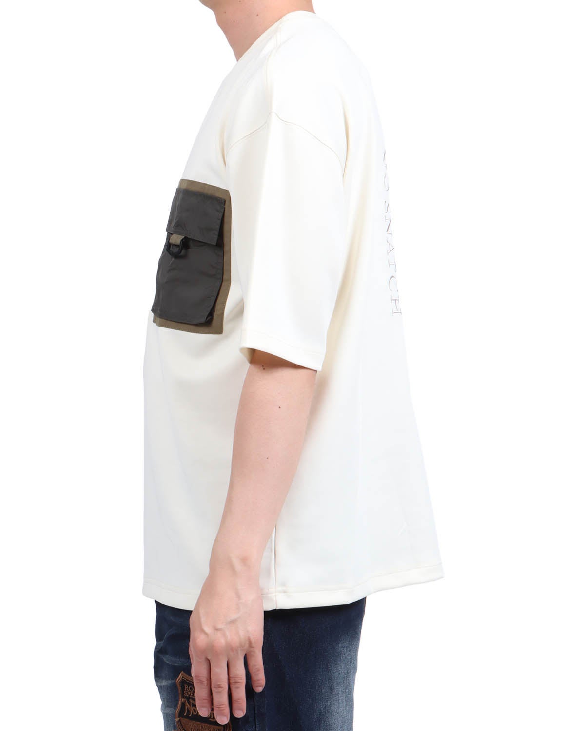 オフホワイト：174cm62kg(Lサイズ着用)