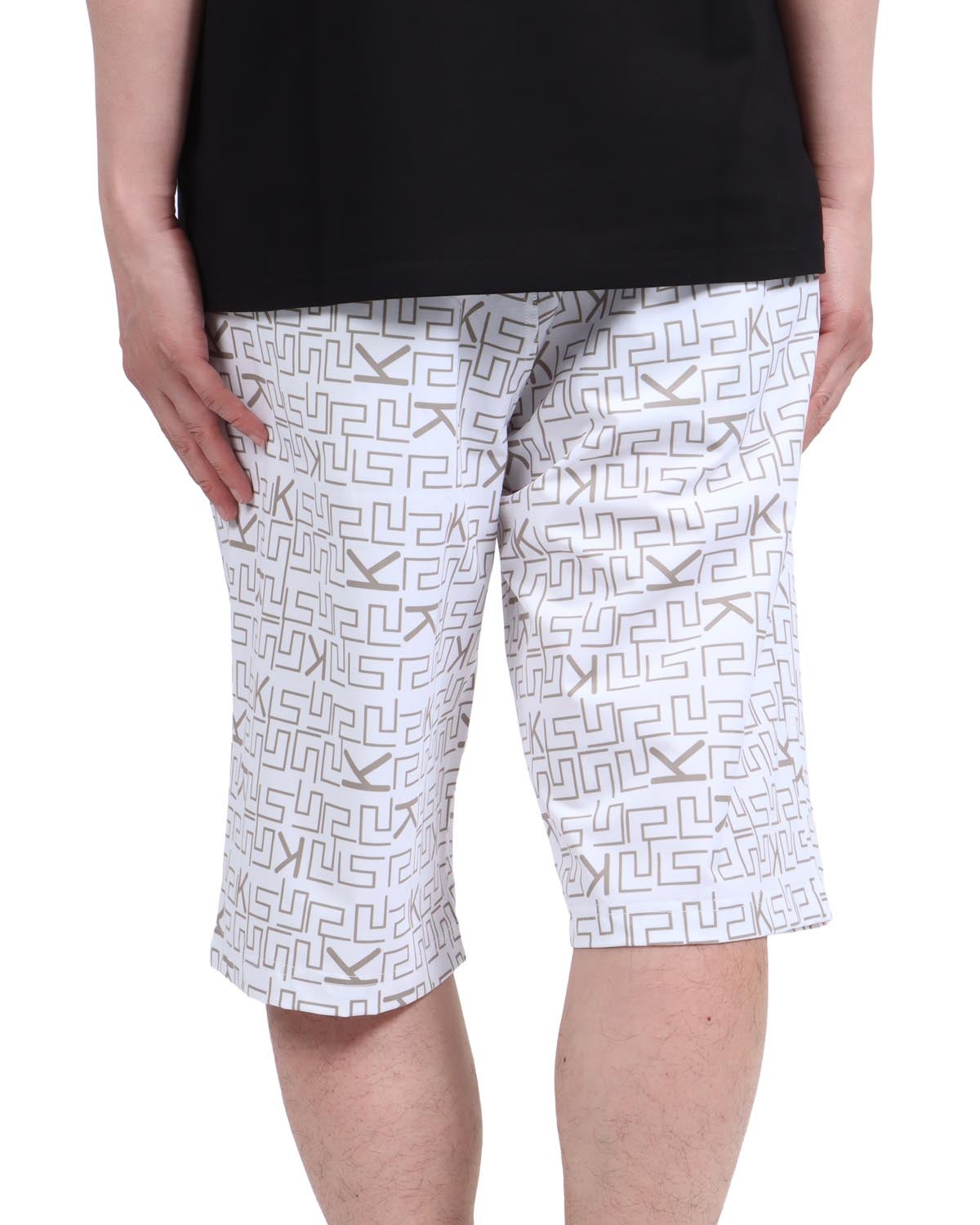 ホワイト：174cm62kg(Lサイズ着用)