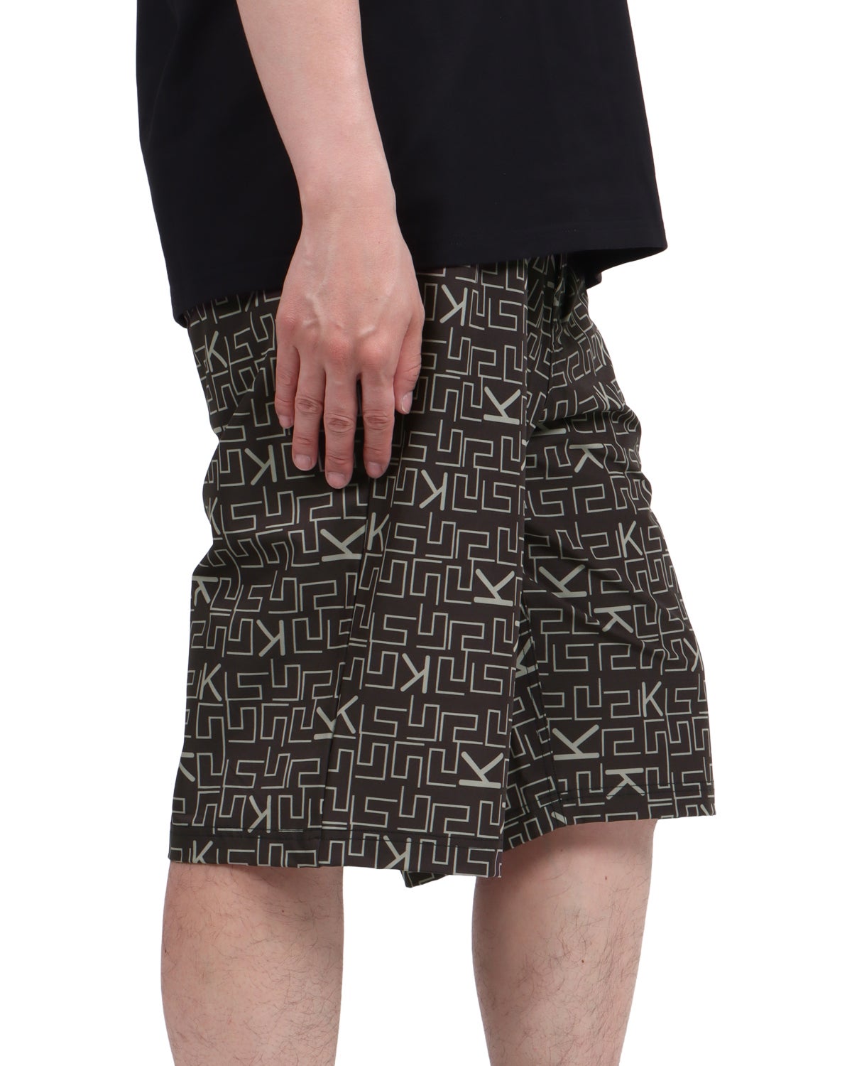 ブラック：174cm62kg(Lサイズ着用)