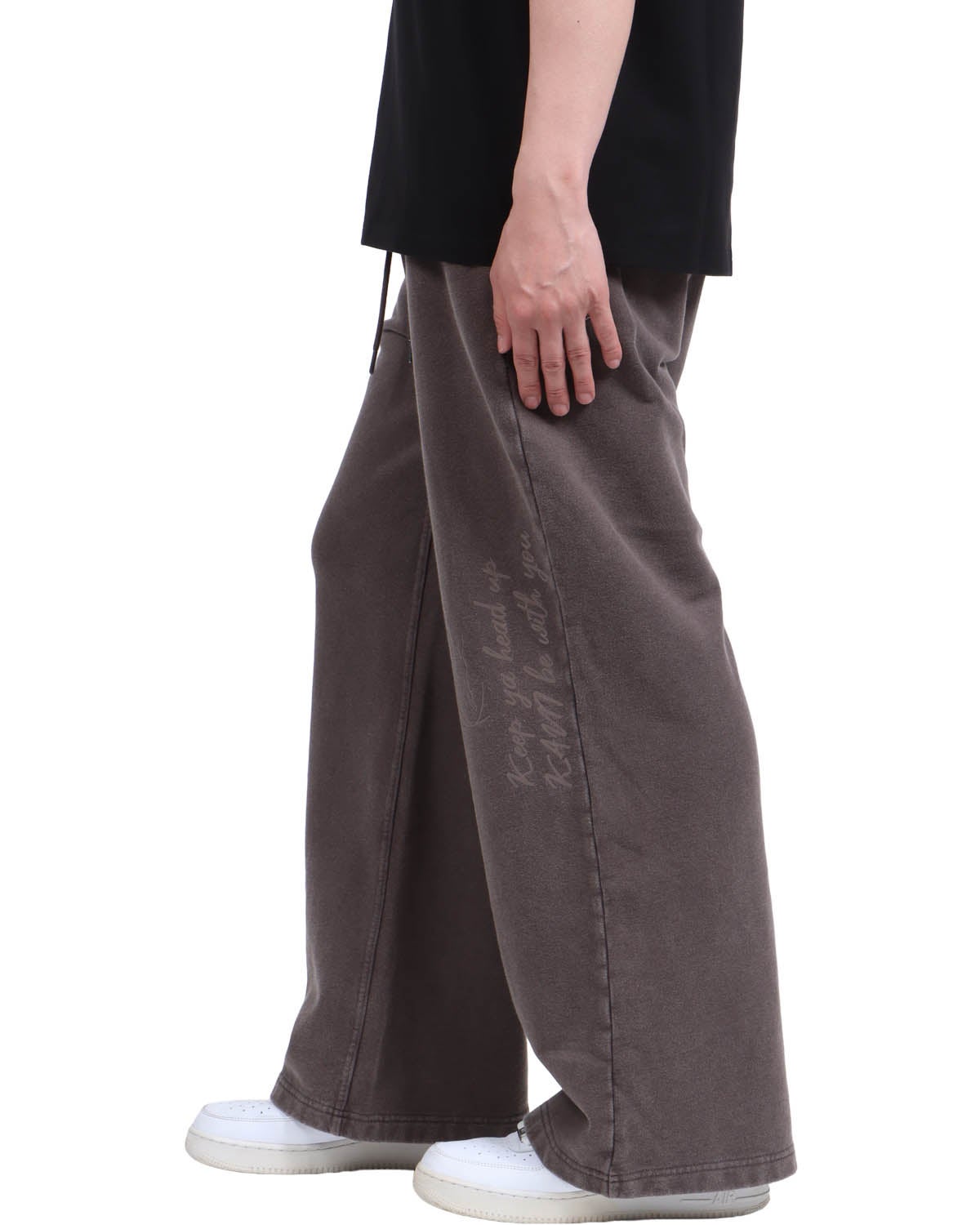 モカチャ：174cm62kg(Lサイズ着用)