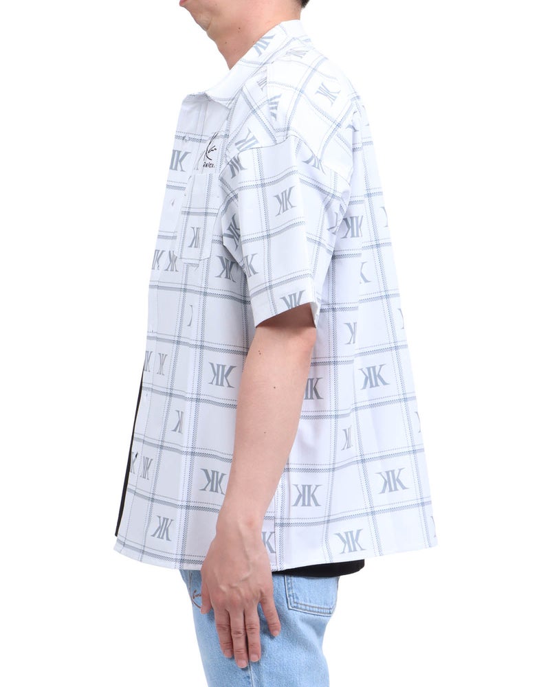 ホワイト：174cm62kg(Lサイズ着用)