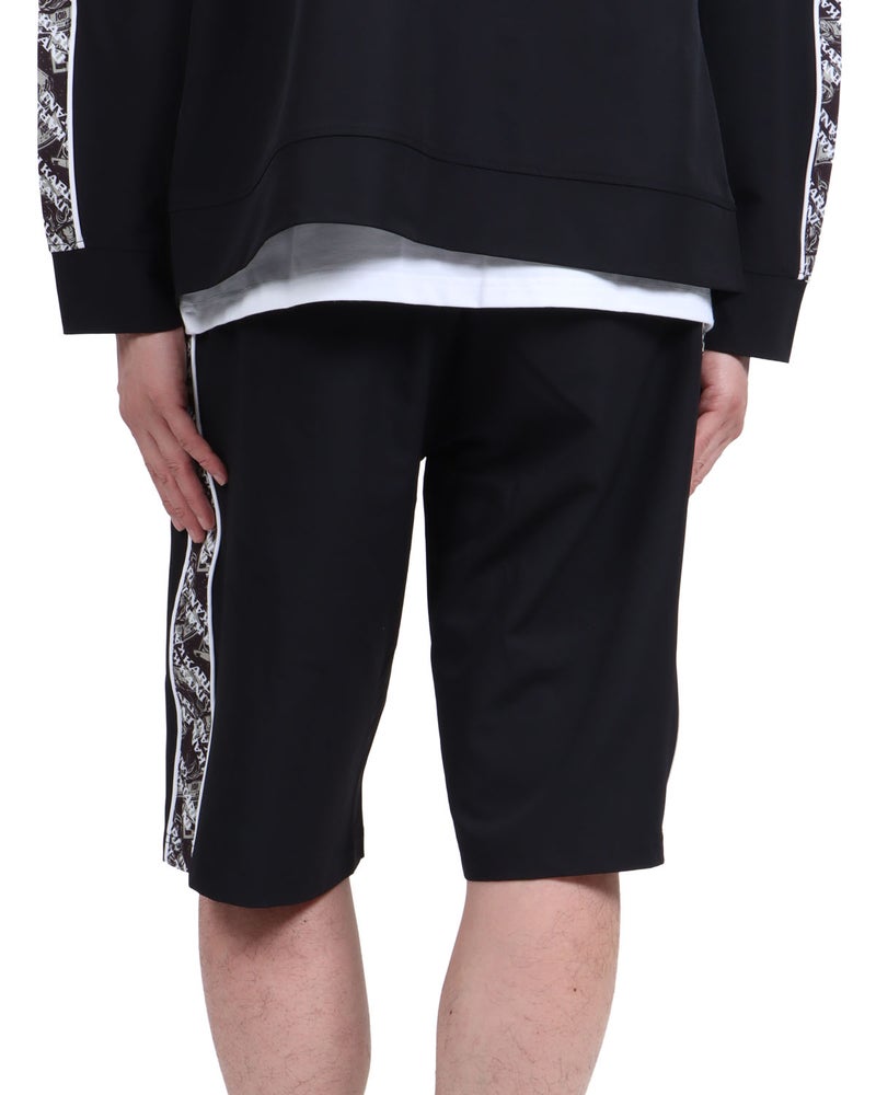 ブラック：174cm62kg(Lサイズ着用)