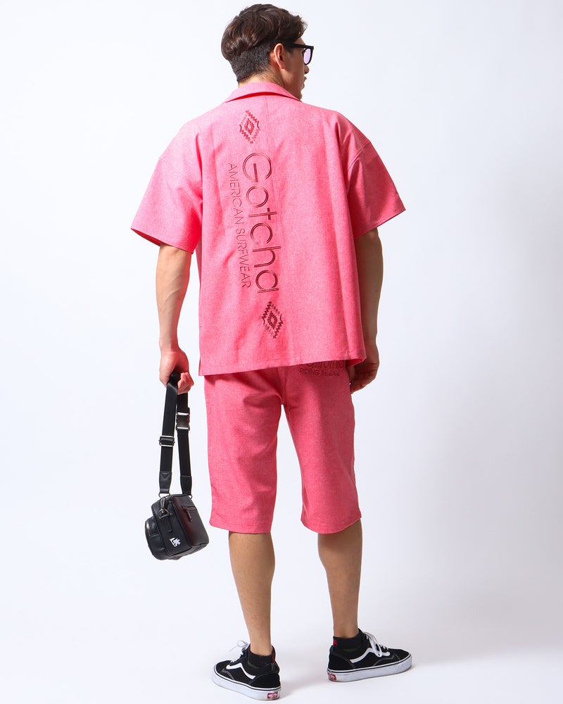 ピンク：180cm/70kg(Lサイズ着用)