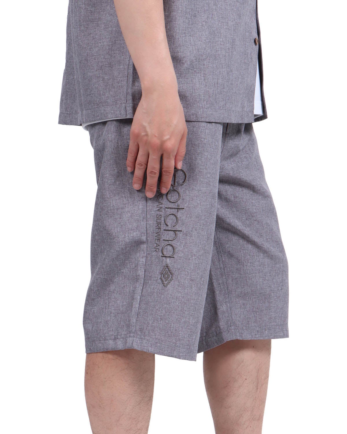 ブラック：174cm62kg(Lサイズ着用)