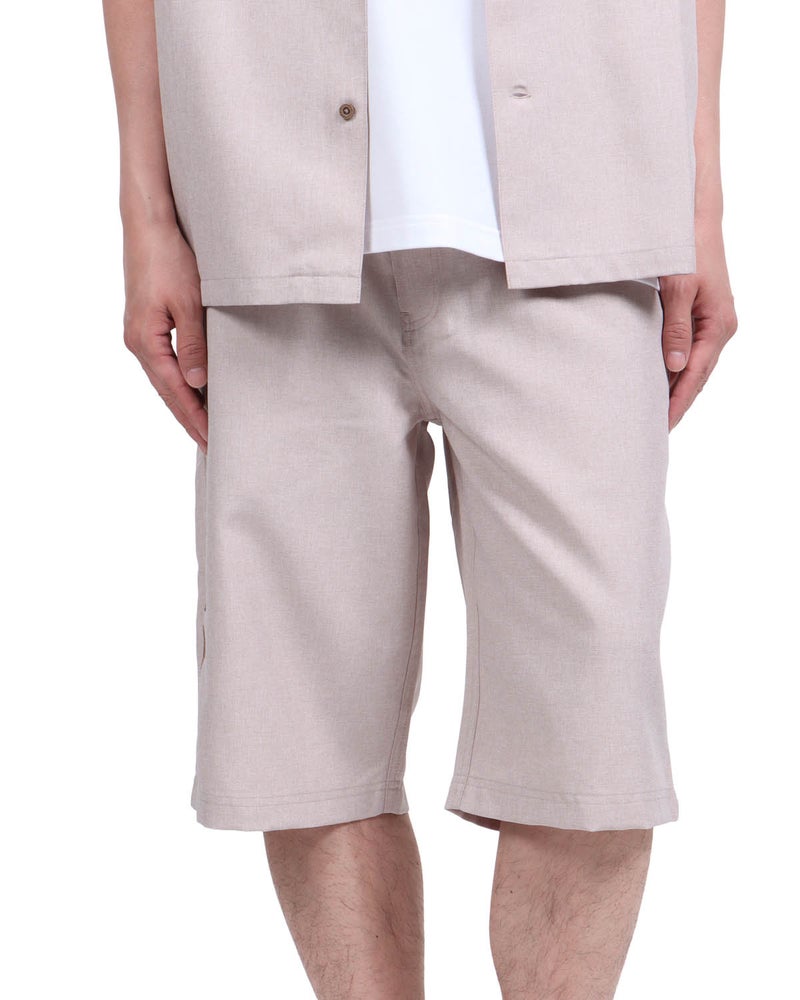 ベージュ：174cm62kg(Lサイズ着用)