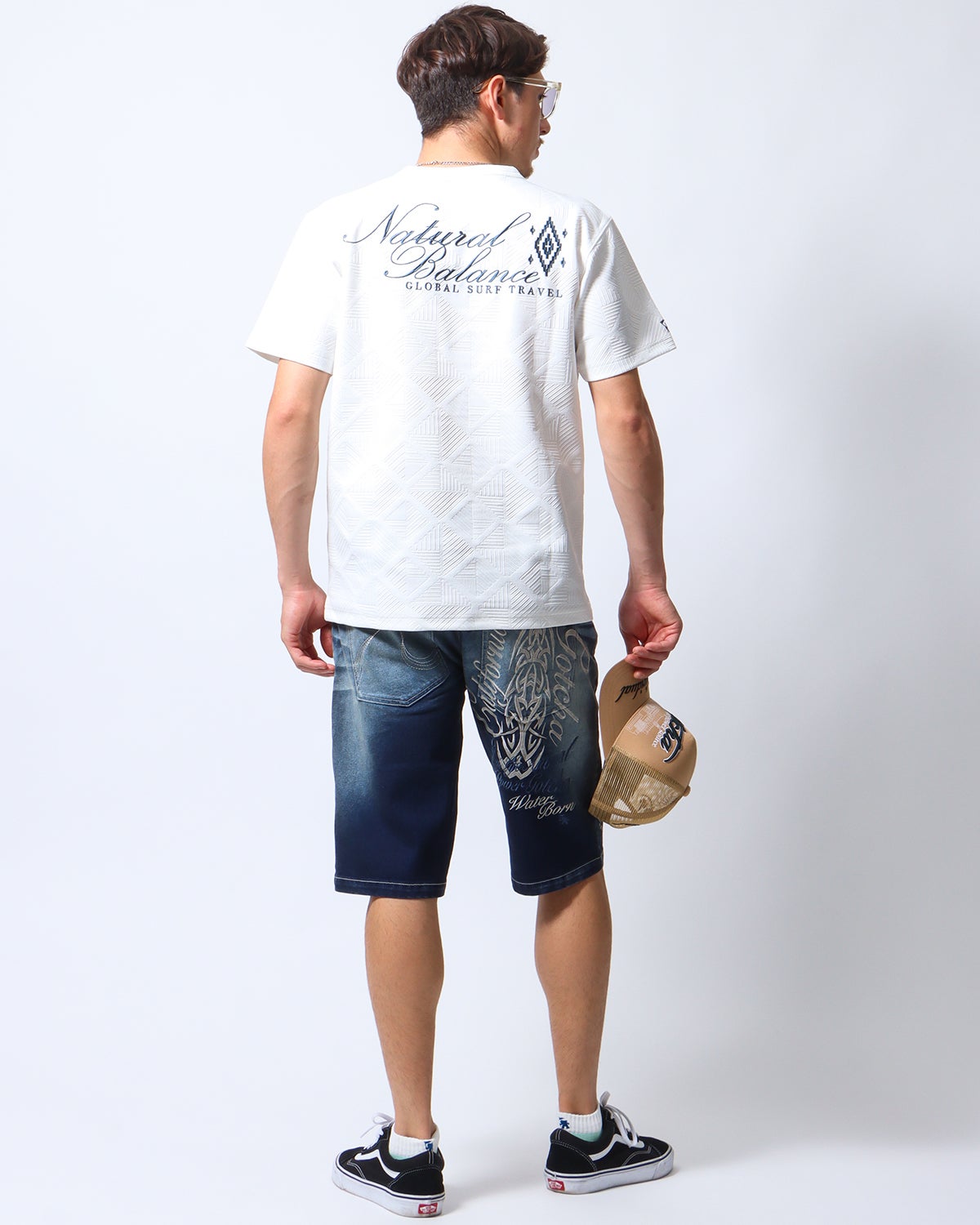 インディゴ：180cm/70kg(Lサイズ着用)