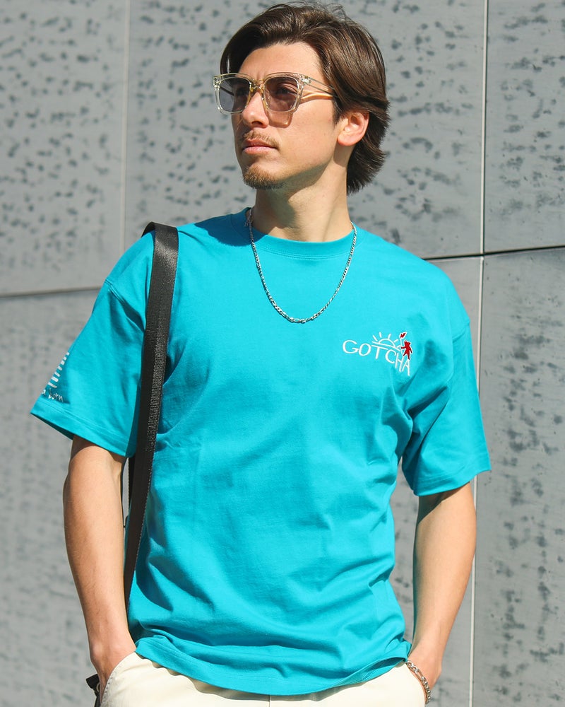 エメラルドグリーン：180cm/70kg(Lサイズ着用)