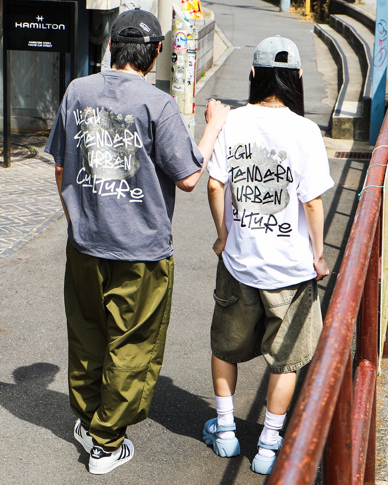 左：175cm(Mサイズ着用) 右：160cm(Mサイズ着用)