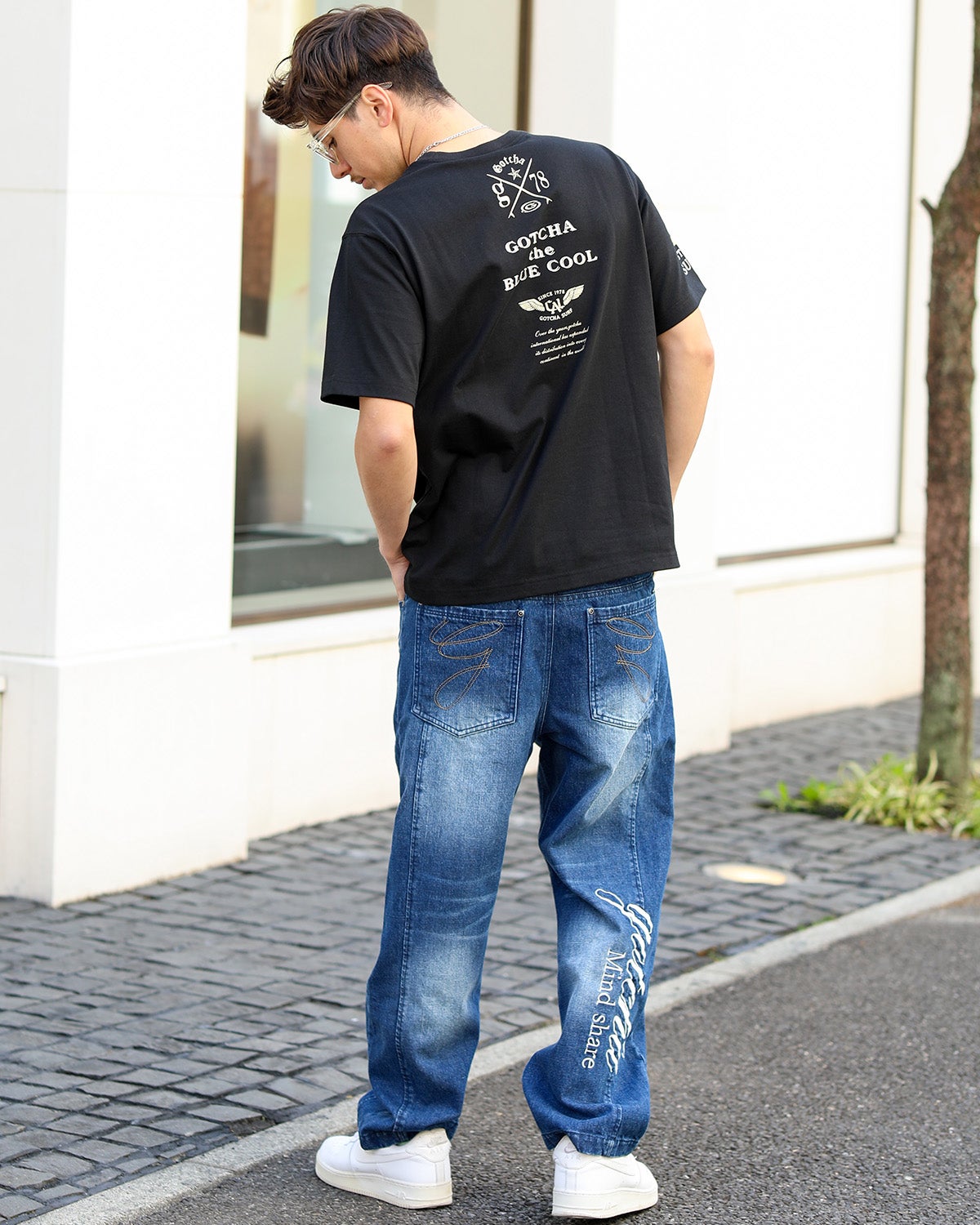 インディゴ：180cm/70kg(Lサイズ着用)