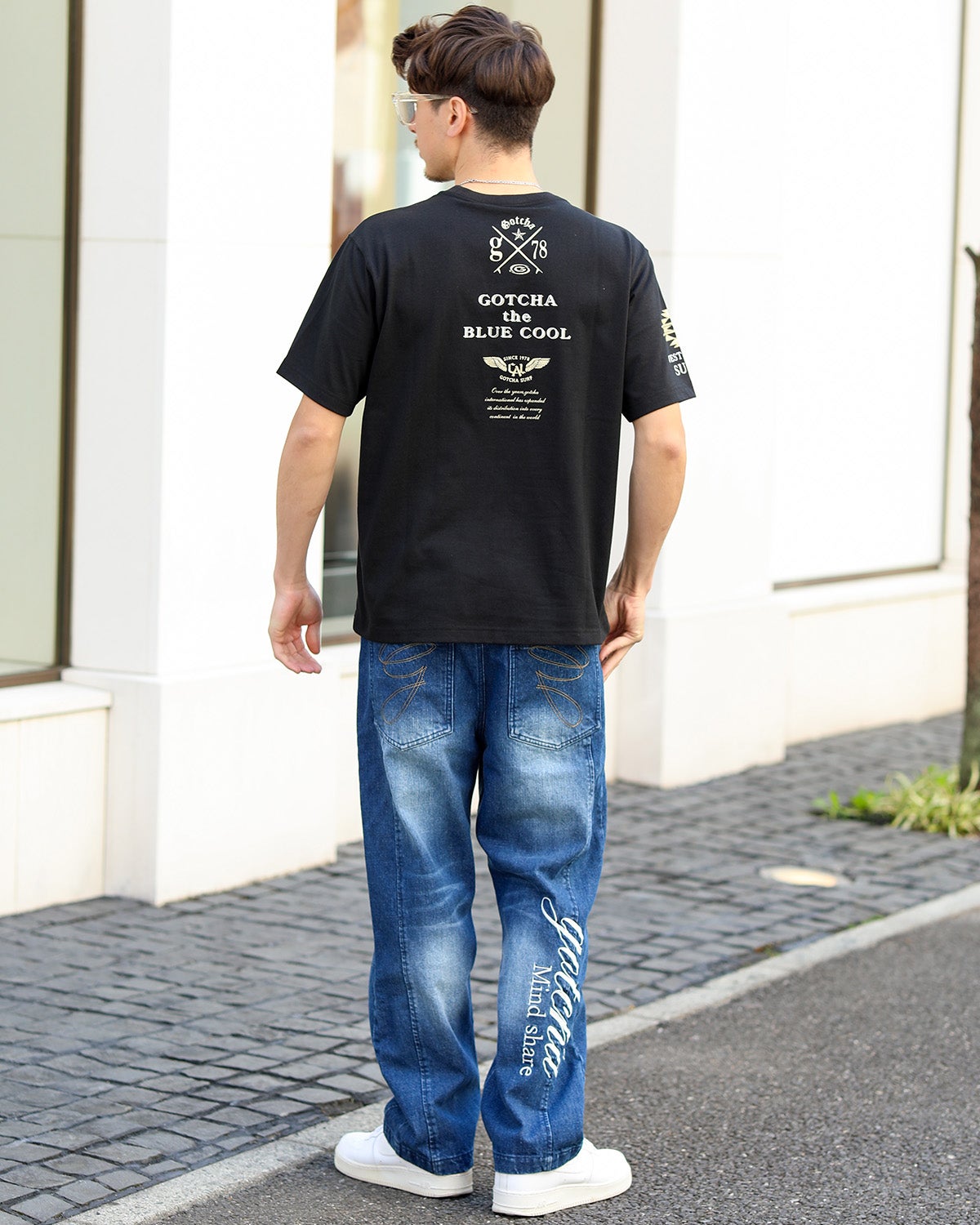 インディゴ：180cm/70kg(Lサイズ着用)