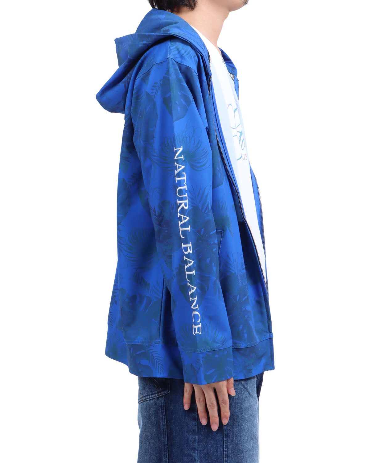 ブルー：173cm63kg(Lサイズ着用)
