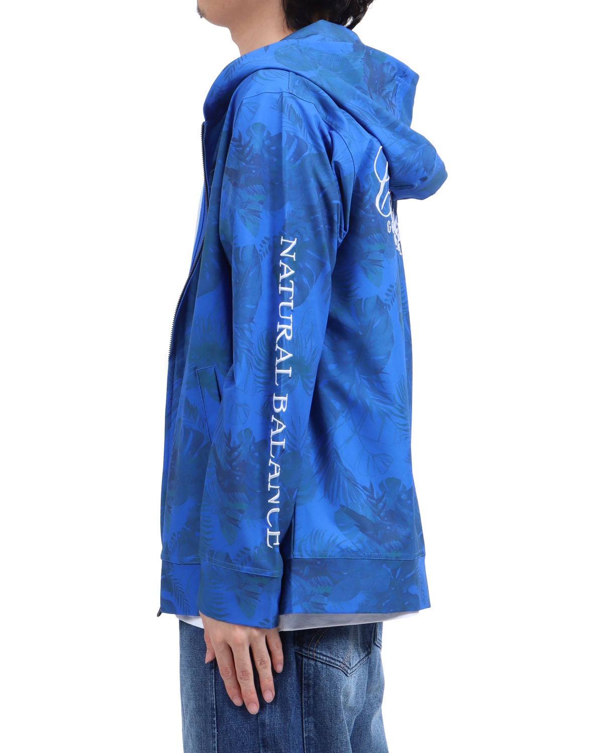 ブルー：173cm63kg(Lサイズ着用)