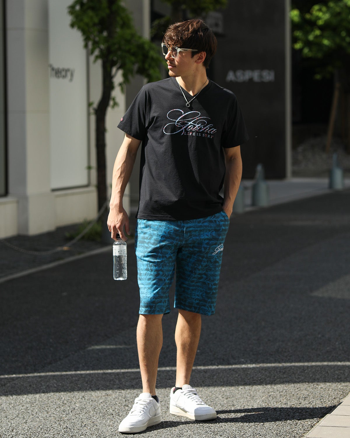 ブラック：180cm70kg/(Lサイズ着用)
