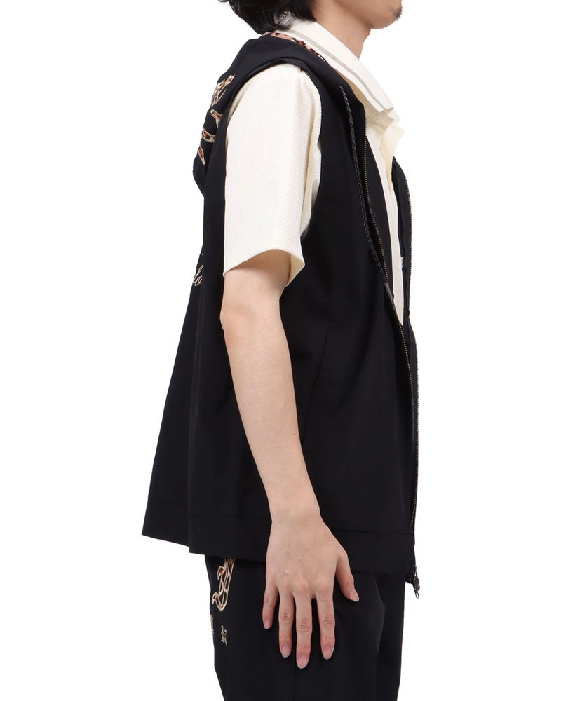 ブラック：173cm63kg(Lサイズ着用)