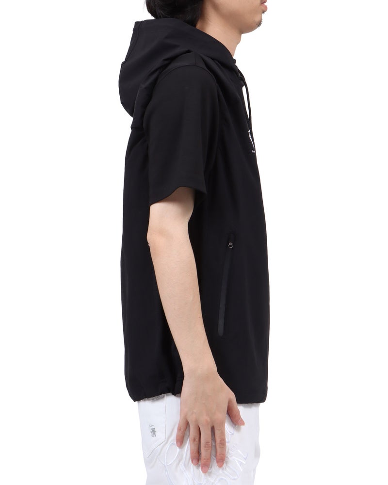 ブラック：173cm63kg(Lサイズ着用)