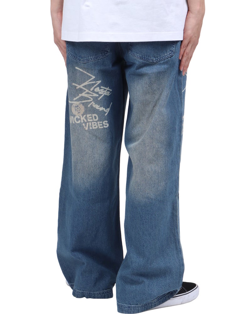 ブリーチ：173cm63kg(Mサイズ着用)