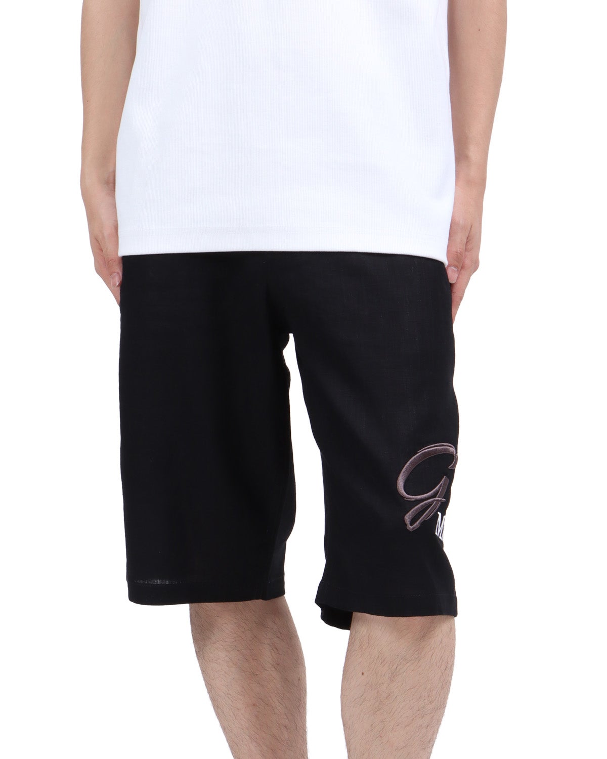 ブラック：173cm63kg(Lサイズ着用)