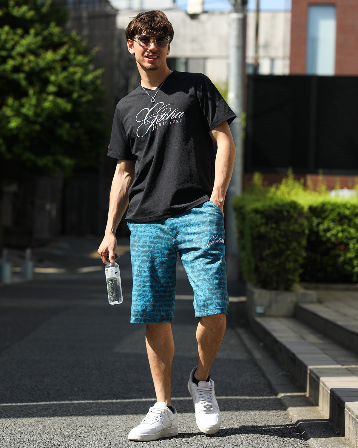 ネイビー：180cm/70kg(Lサイズ着用)