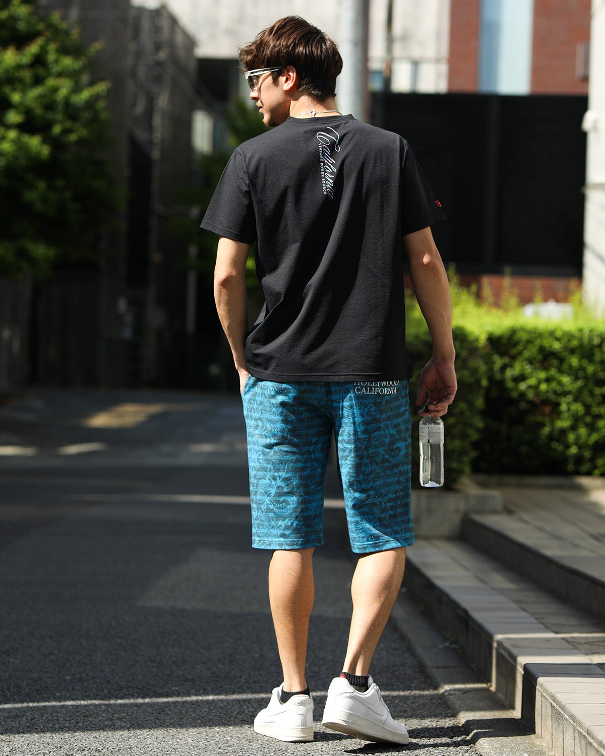ネイビー：180cm/70kg(Lサイズ着用)