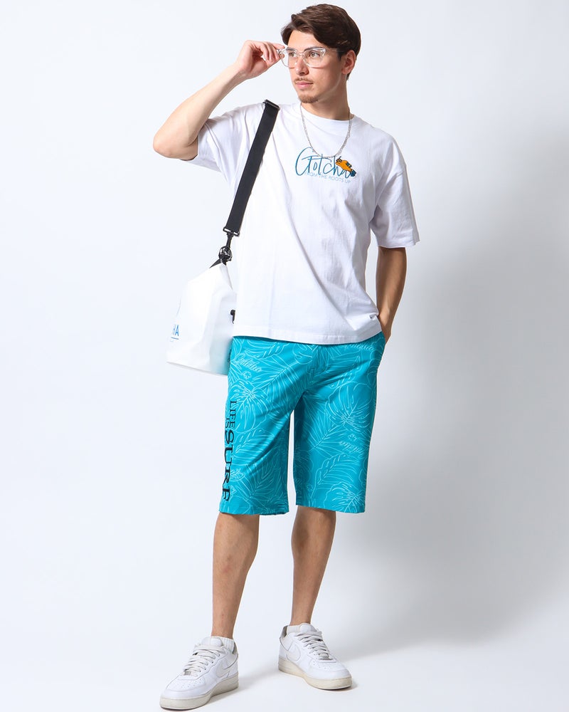 エメラルドグリーン：180cm/70kg(Lサイズ着用)