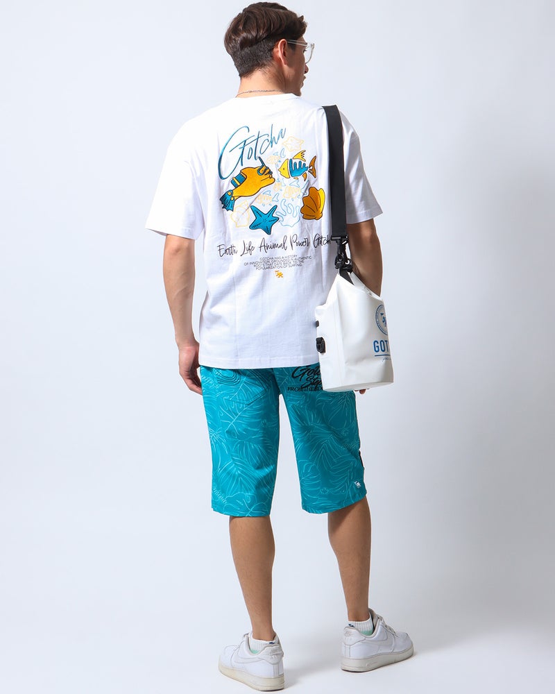 エメラルドグリーン：180cm/70kg(Lサイズ着用)