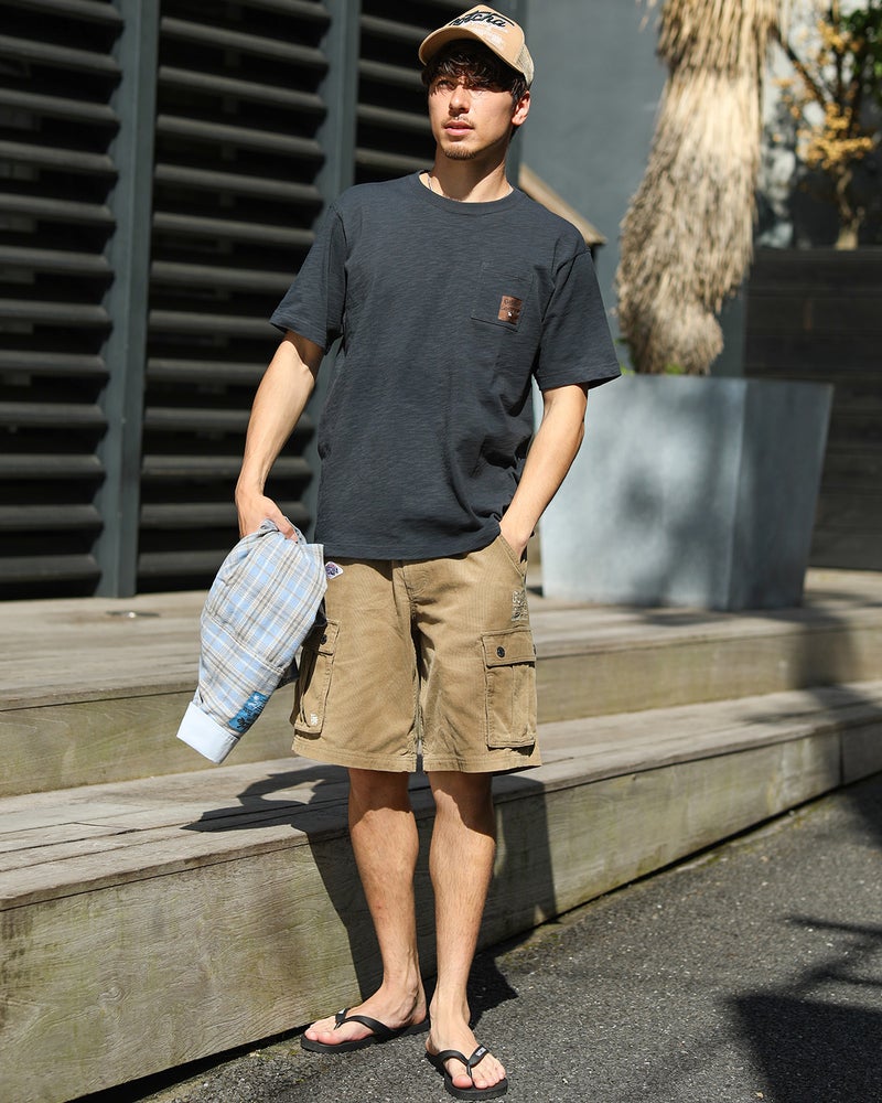 スミクロ：180cm/70kg(Lサイズ着用)