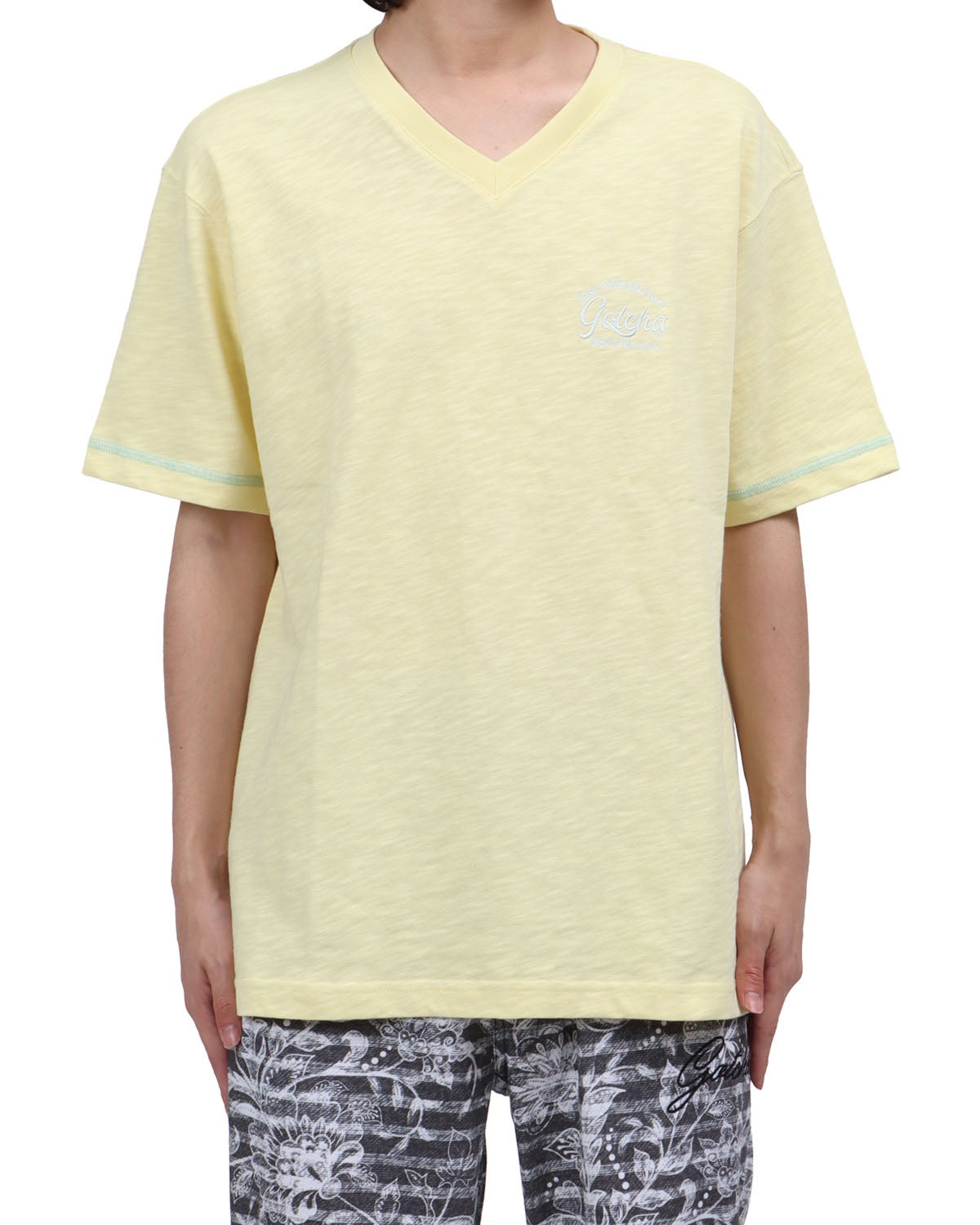 クリーム：173cm63kg(Lサイズ着用)