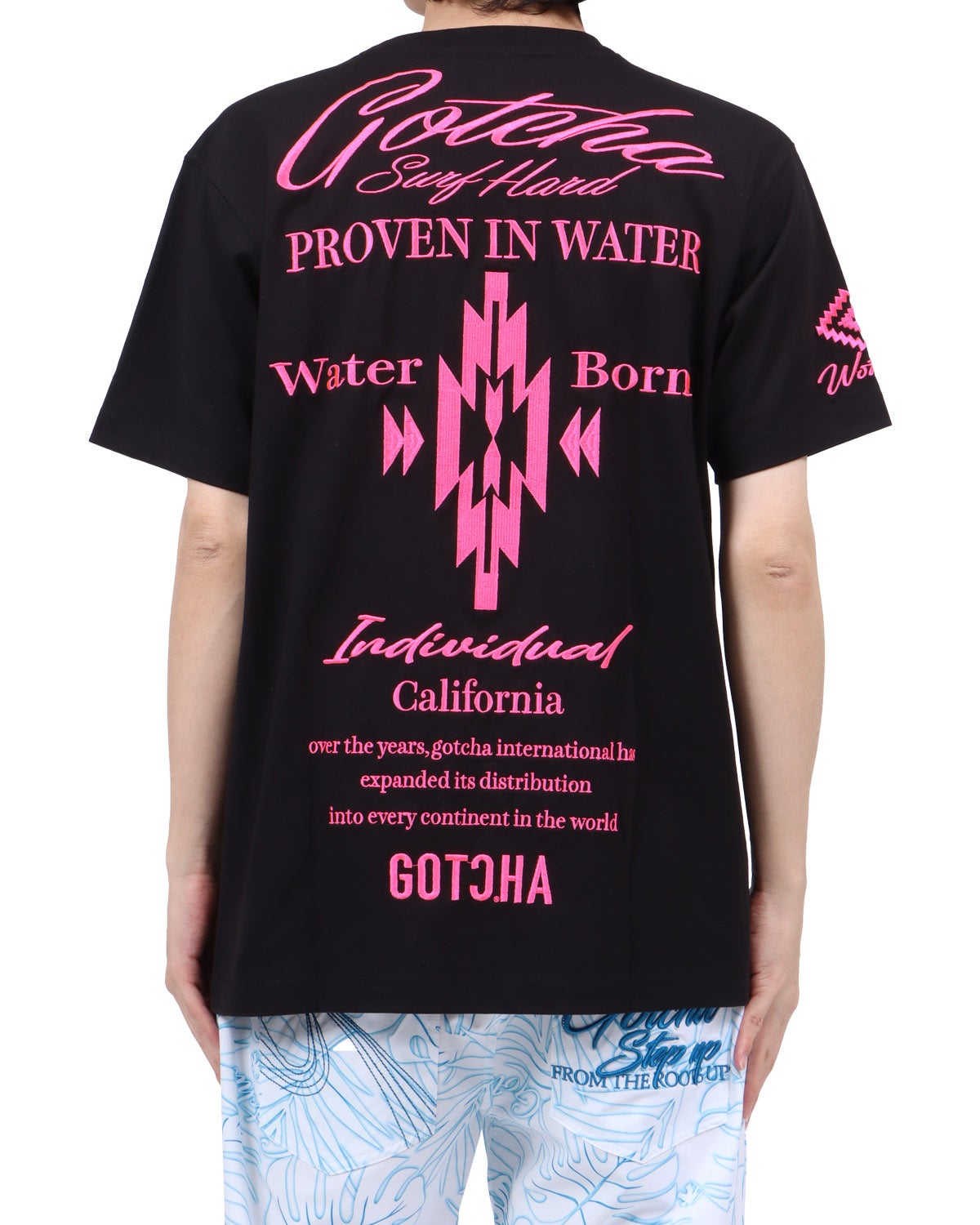 GOTCHA] 吸水速乾 蛍光 クルー Tシャツ | PEET ONLINE STORE