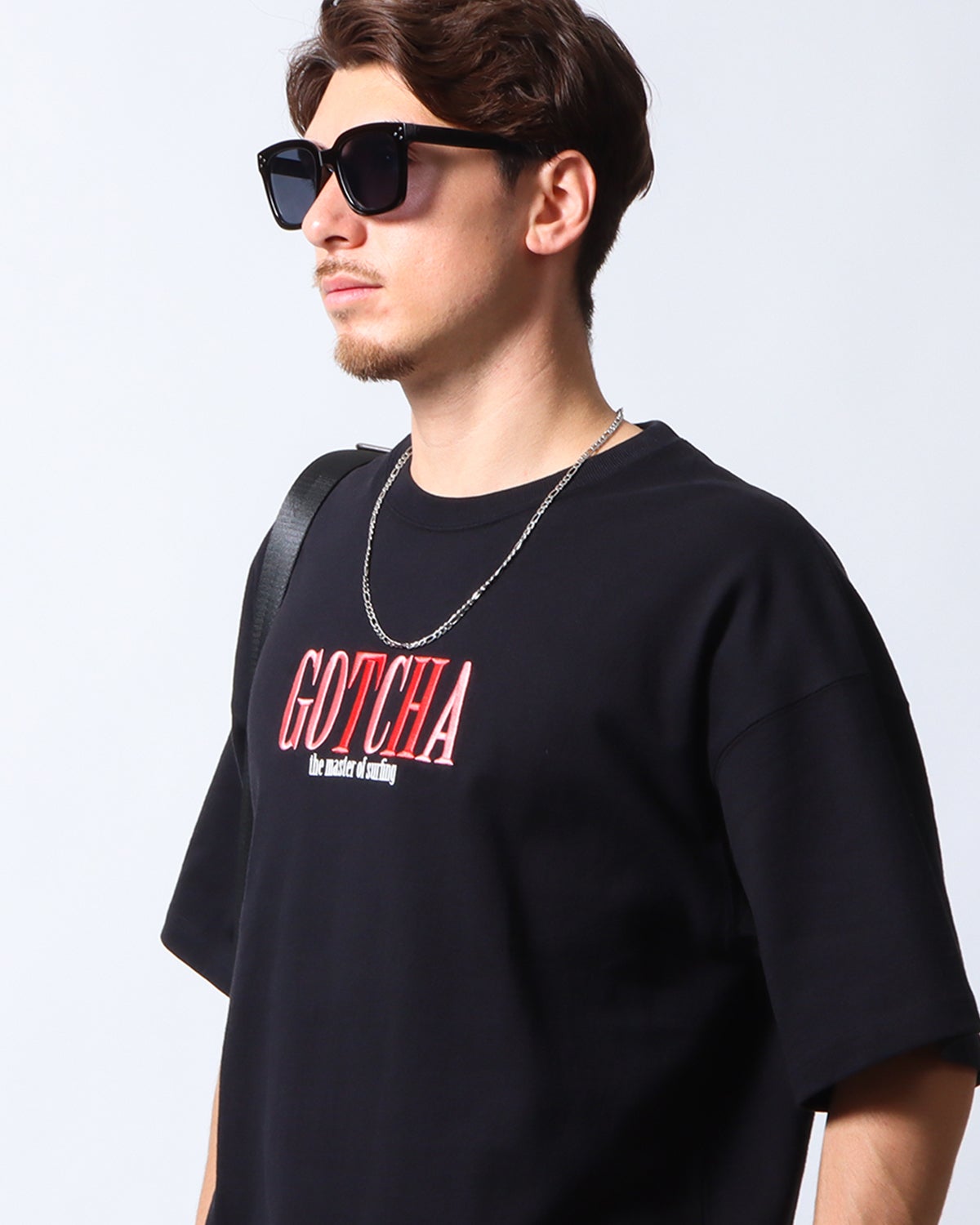 ブラック：180cm/70kg(Lサイズ着用)