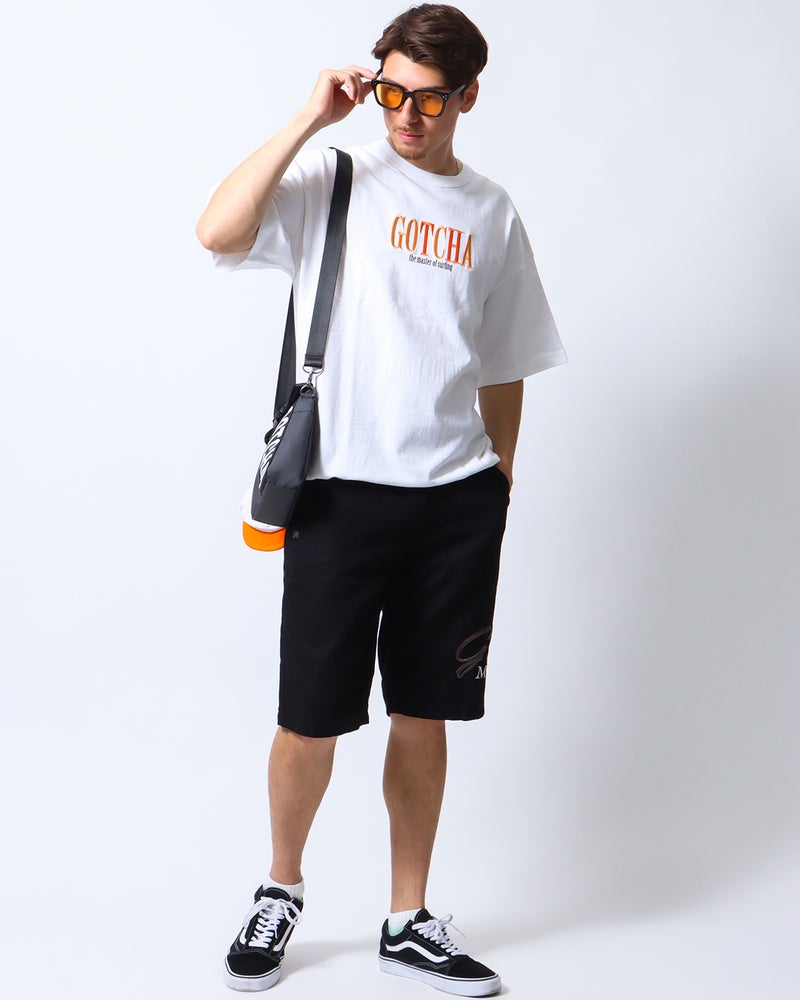 ホワイト：180cm/70kg(Lサイズ着用)