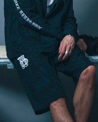 ブラック：183cm(Lサイズ着用)