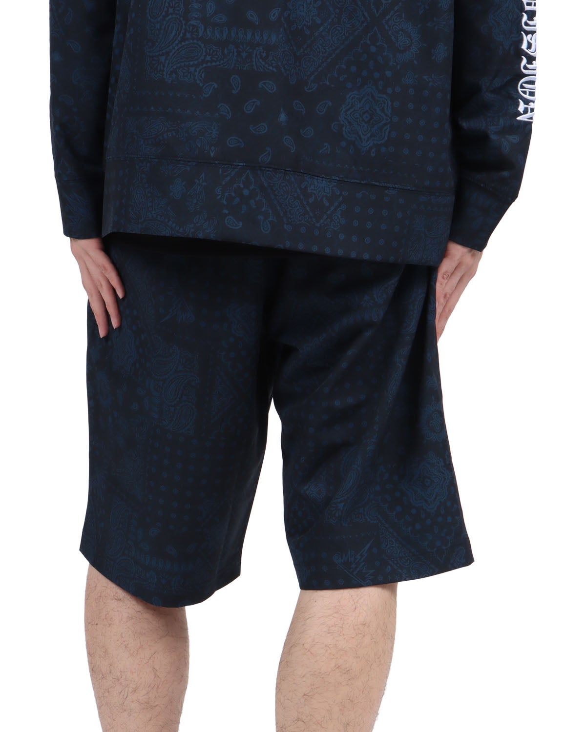 ブラック：173cm63kg(Lサイズ着用)