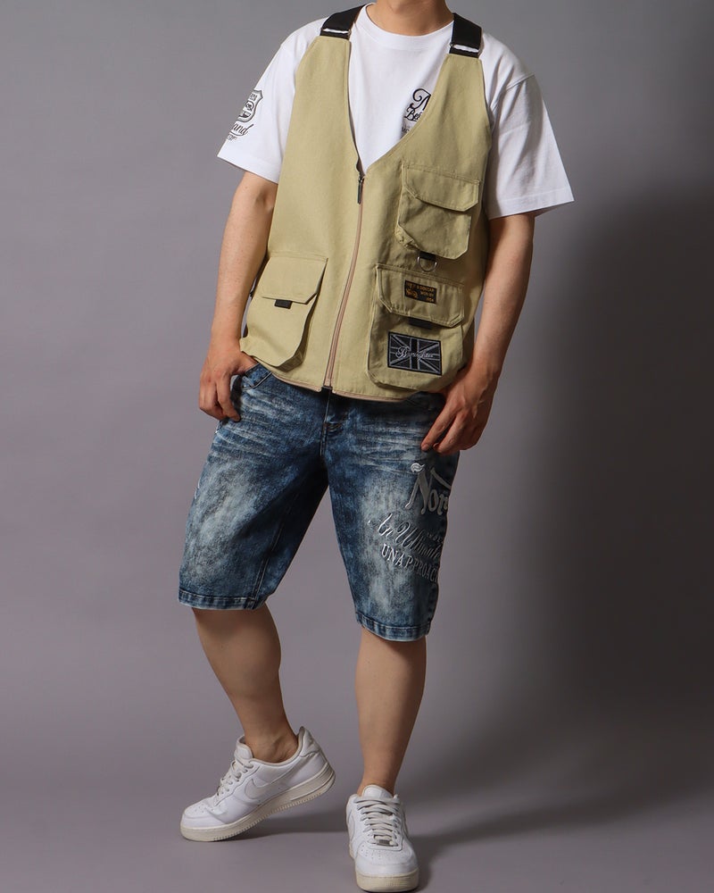 ベージュ：178cm/75kg(Lサイズ着用)