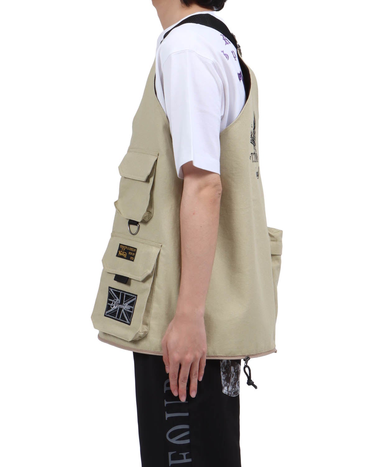 ベージュ：173cm63kg(Lサイズ着用)