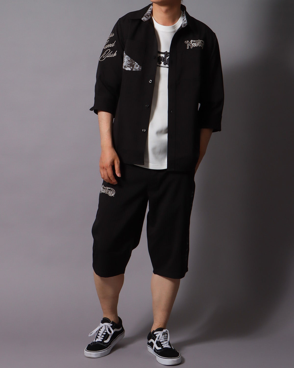 ブラック：178cm/75kg(Lサイズ着用)