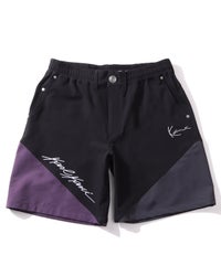 ブラック