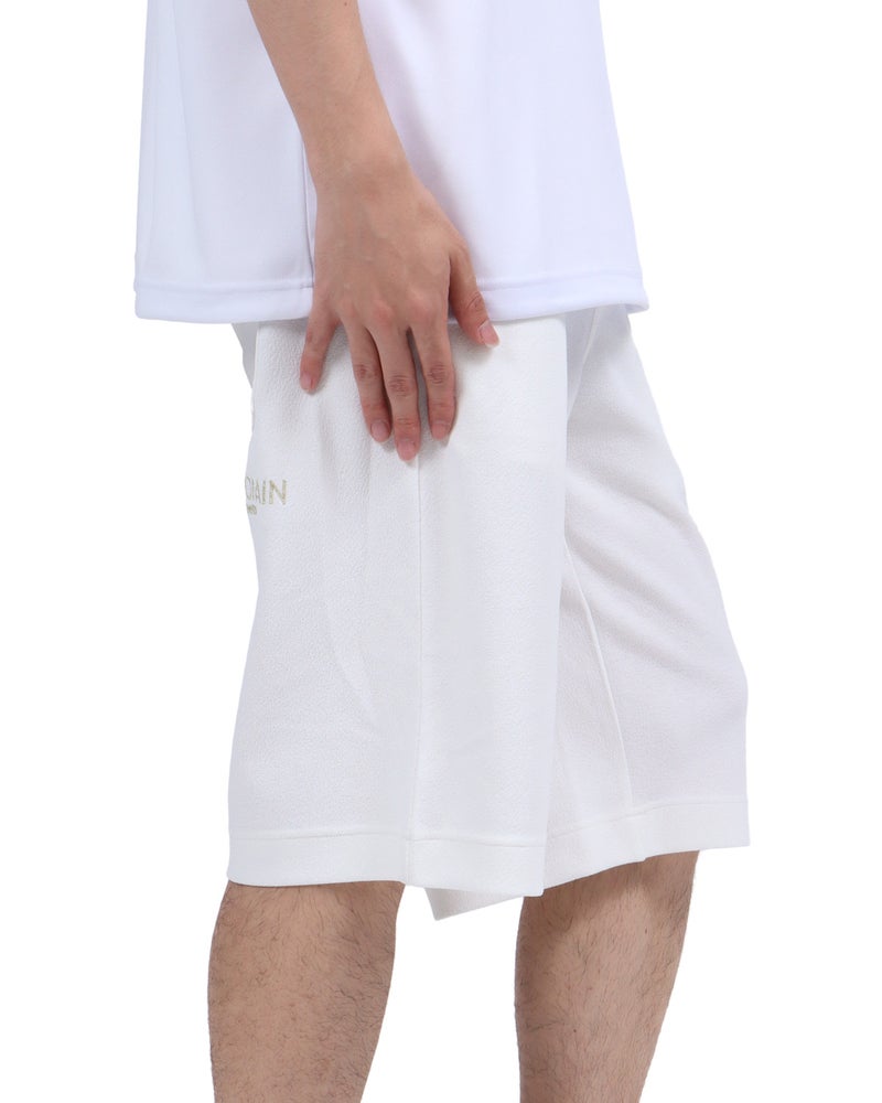 オフホワイト：173cm63kg(Lサイズ着用)