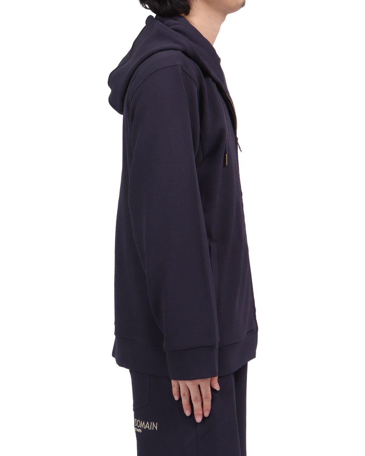 ブラック：173cm63kg(Lサイズ着用)