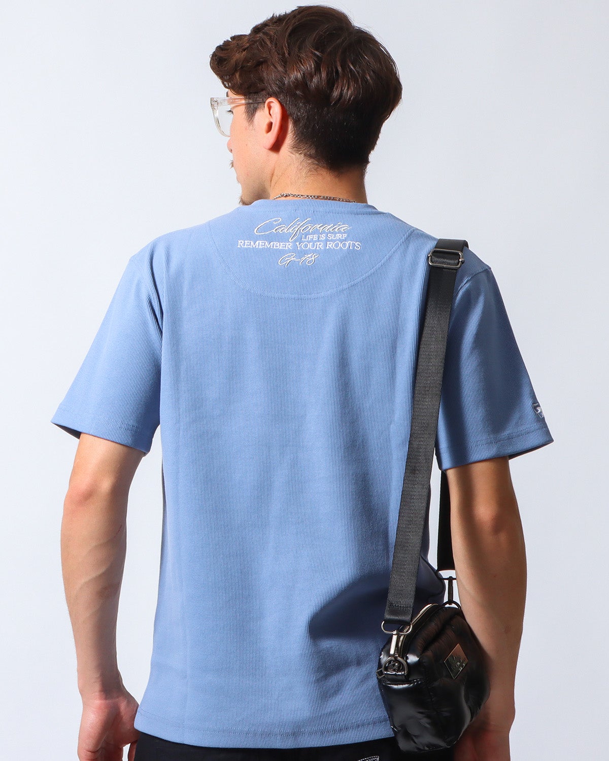 ブルーグレー：180cm/70kg(Lサイズ着用)