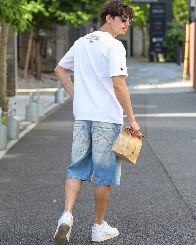 ホワイト：180cm/70kg(Lサイズ着用)