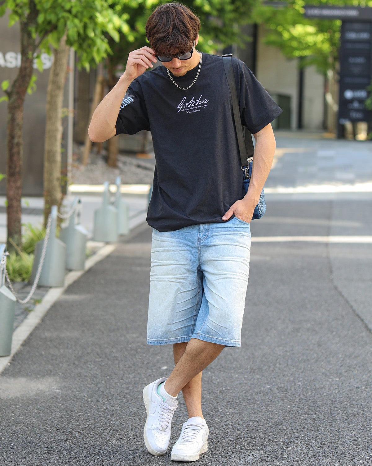 ブラック：180cm/70kg(Lサイズ着用)