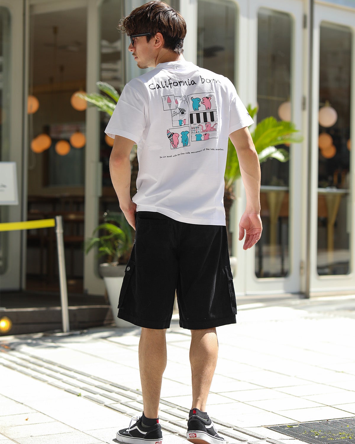 ホワイト：180cm/70kg(Lサイズ着用)